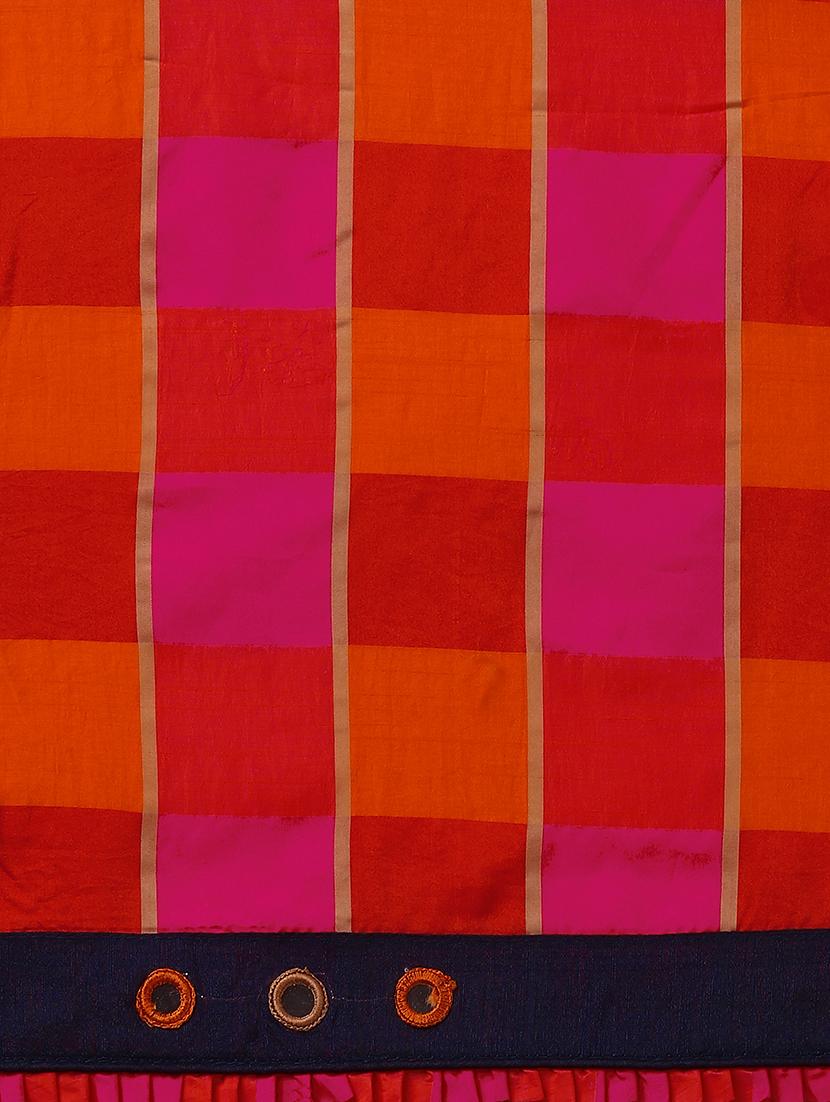 check print bordered saree with blouse - 17614981 - Standard Image - 3