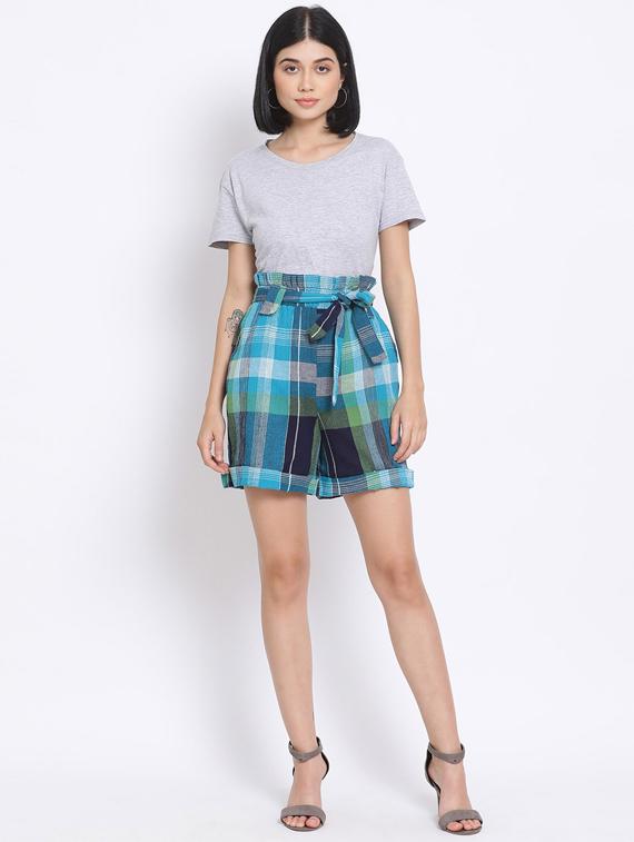 paper bag waist regular shorts - 17620613 - Standard Image - 3