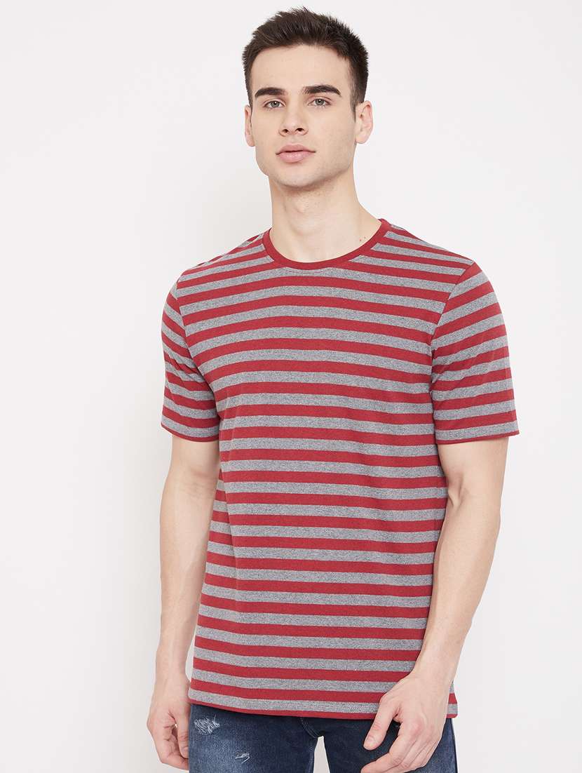 maroon striped t-shirt