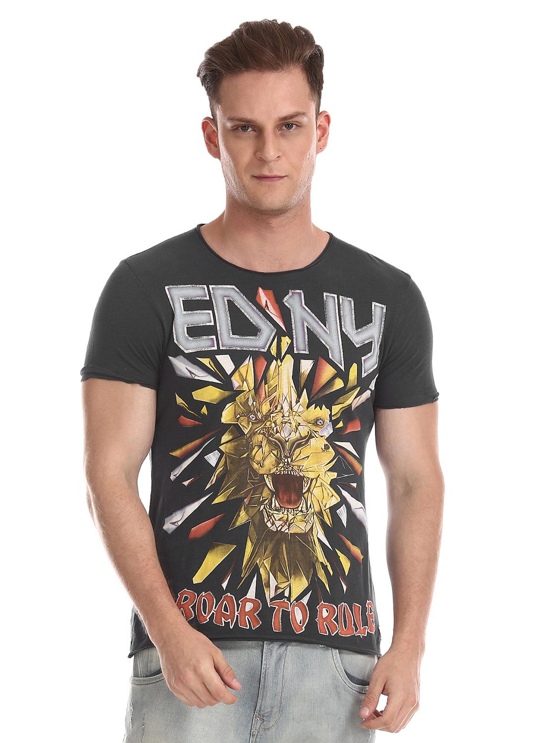 black front printed t-shirt - 17631170 - Zoom Image - 0