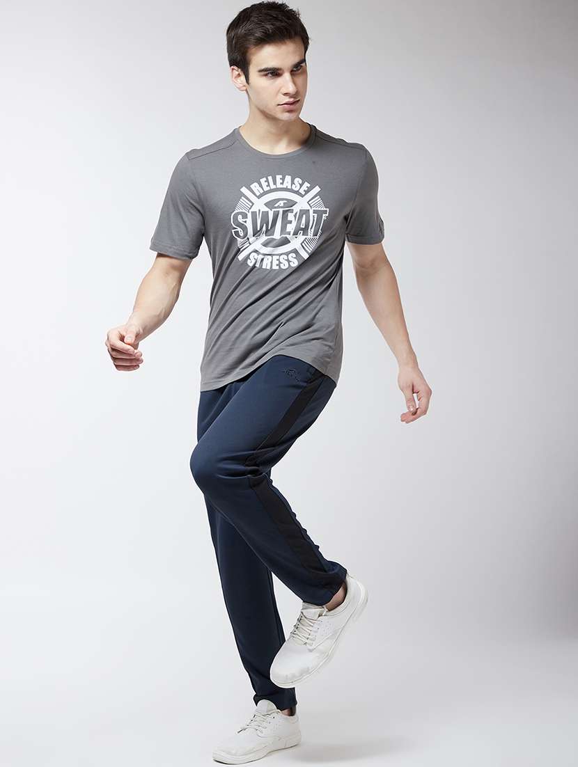 green printed t-shirt - 17633180 - Standard Image - 3