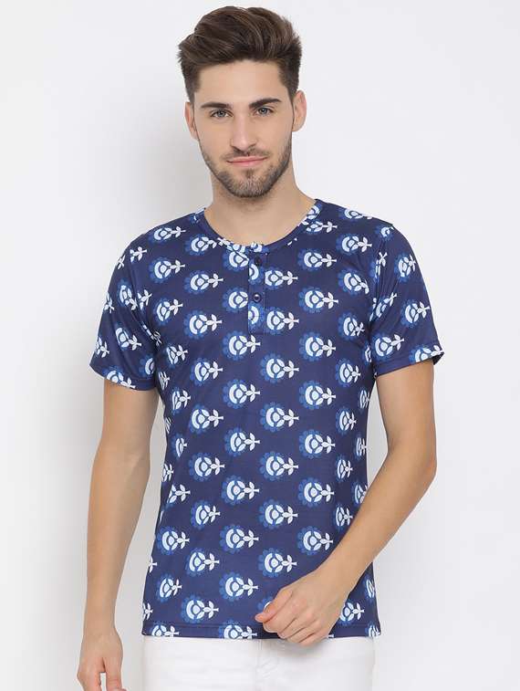 blue printed t-shirt