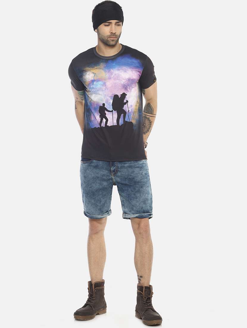 black printed  t-shirt - 17633651 -  Standard Image - 3