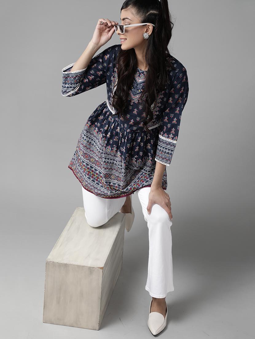 lace detail printed flared tunic - 17633685 - Standard Image - 3