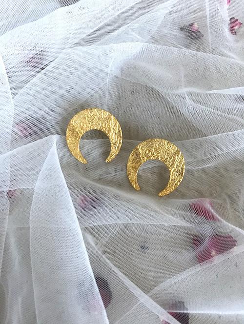 gold plated studs earring - 17637526 - Standard Image - 0