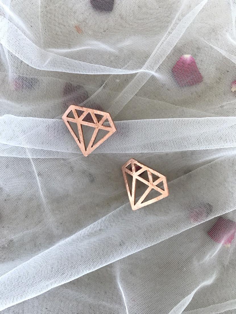 pink brass studs earring - 17637529 - Zoom Image - 0