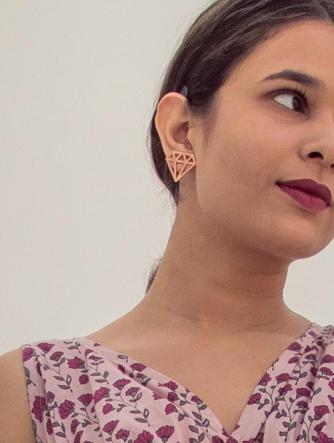 pink brass studs earring - 17637529 - Standard Image - 3