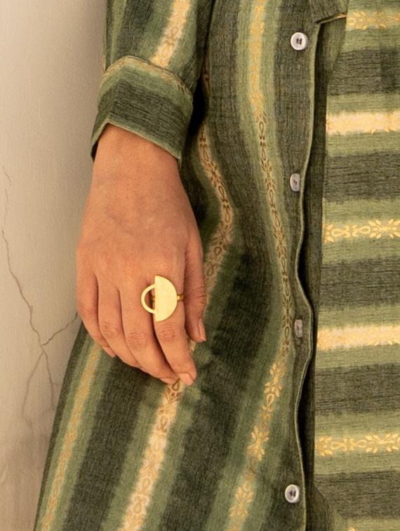 gold plated hand ring - 17637569 - Standard Image - 3