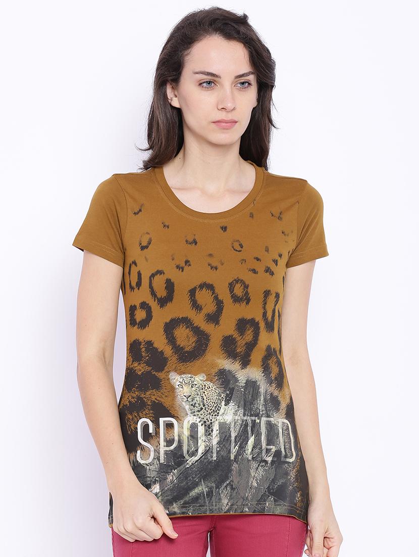 women's front print round neck t-shirt - 17640199 - Zoom Image - 0