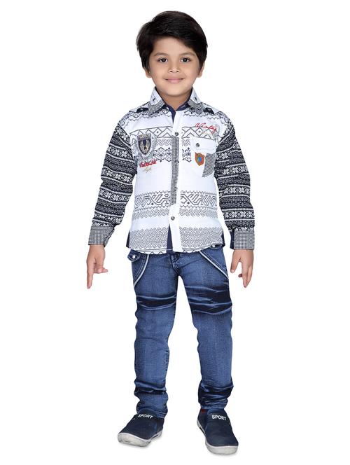 white printed full length sets  - 17645343 -  Standard Image - 0