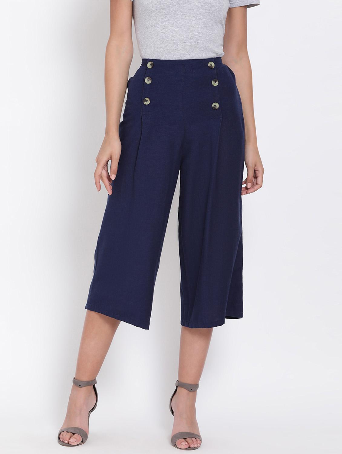 mid rise crop pants. trouser