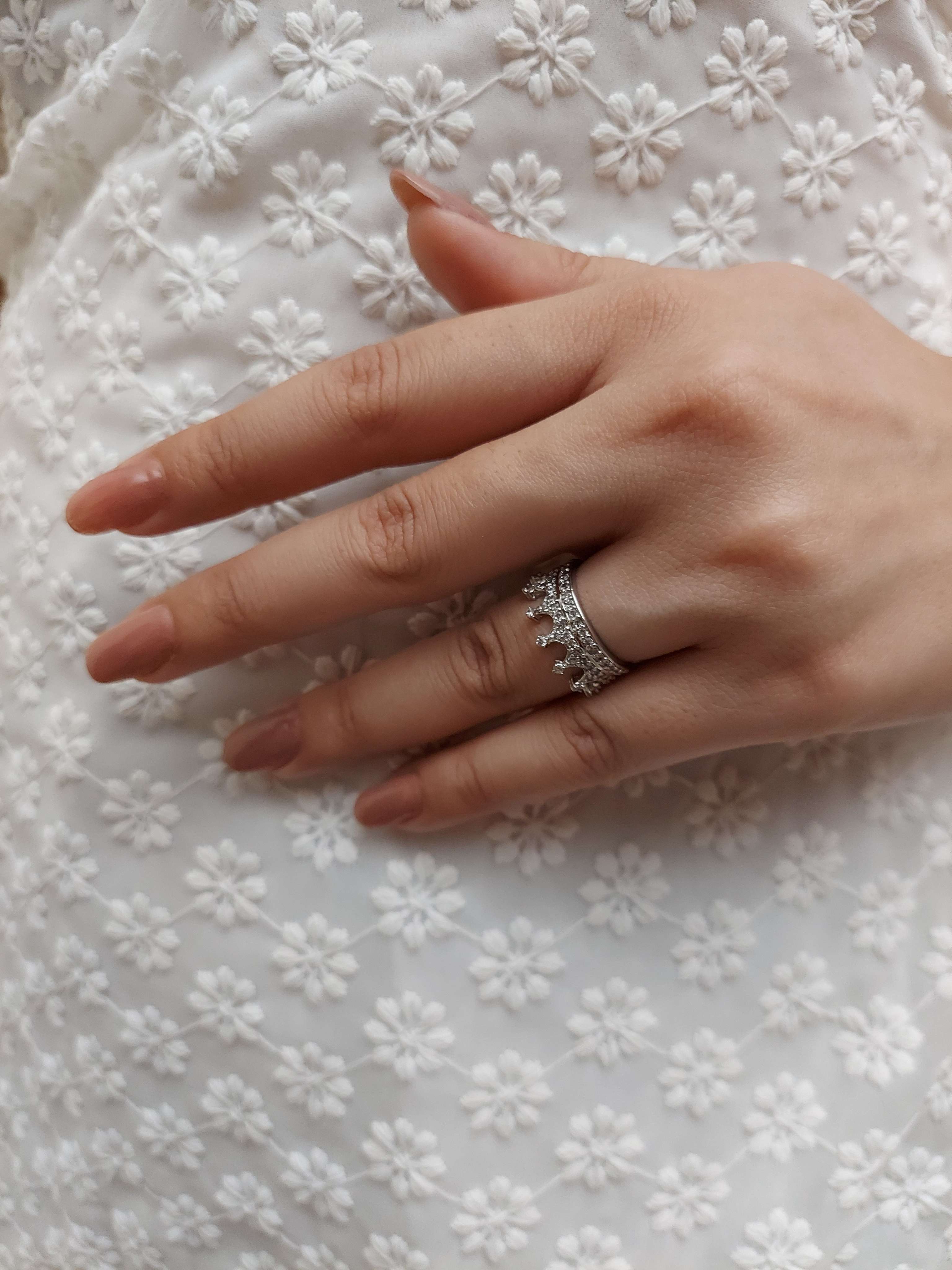 92.5 Sterling Silver Crown Shaped Ring 
