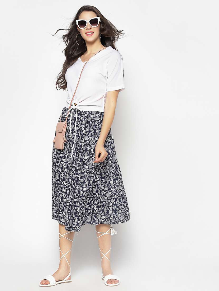 navy blue floral flared skirt - 17661265 -  Standard Image - 3