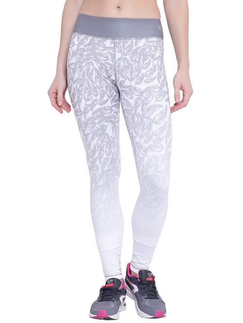high rise sports  legging - 17664691 -  Standard Image - 0