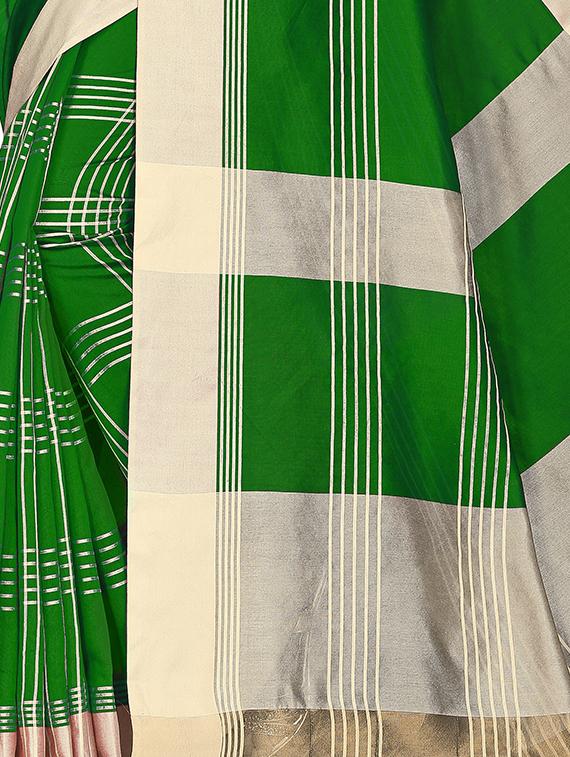 striped woven saree - 17665975 - Standard Image - 3