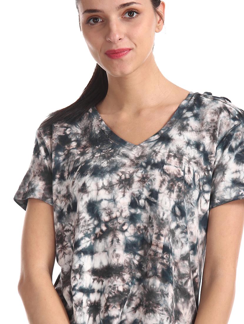 v-neck tie & dye top - 17666242 - Standard Image - 5
