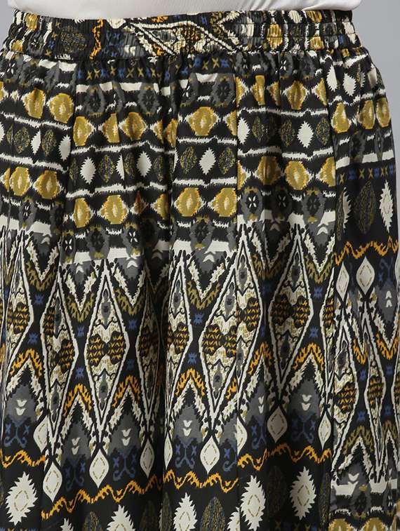 black crepe kurta palazzo set - 17668705 - Standard Image - 5