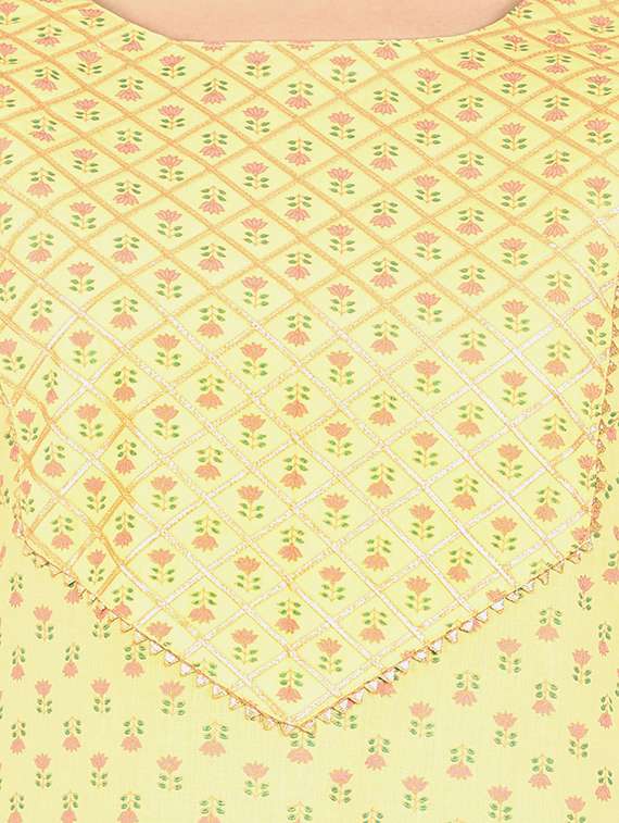 printed suit set - 17675483 -  Standard Image - 5