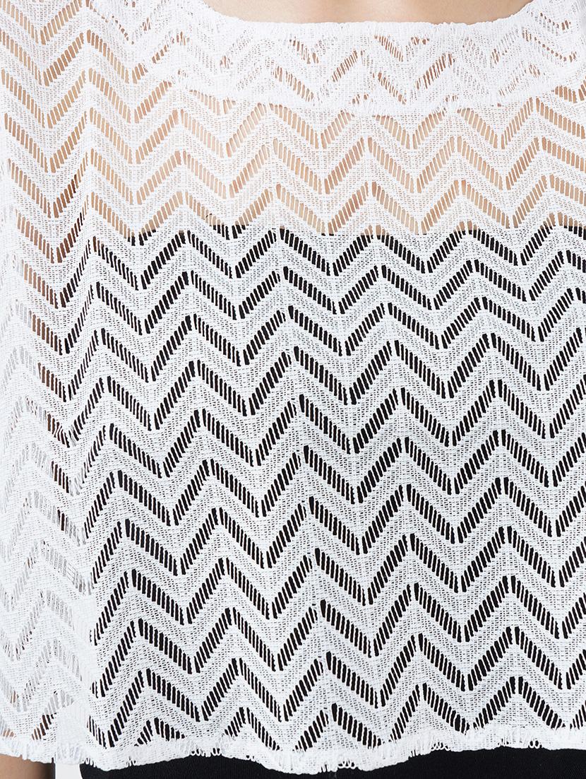 white net cape - 17695243 - Standard Image - 3