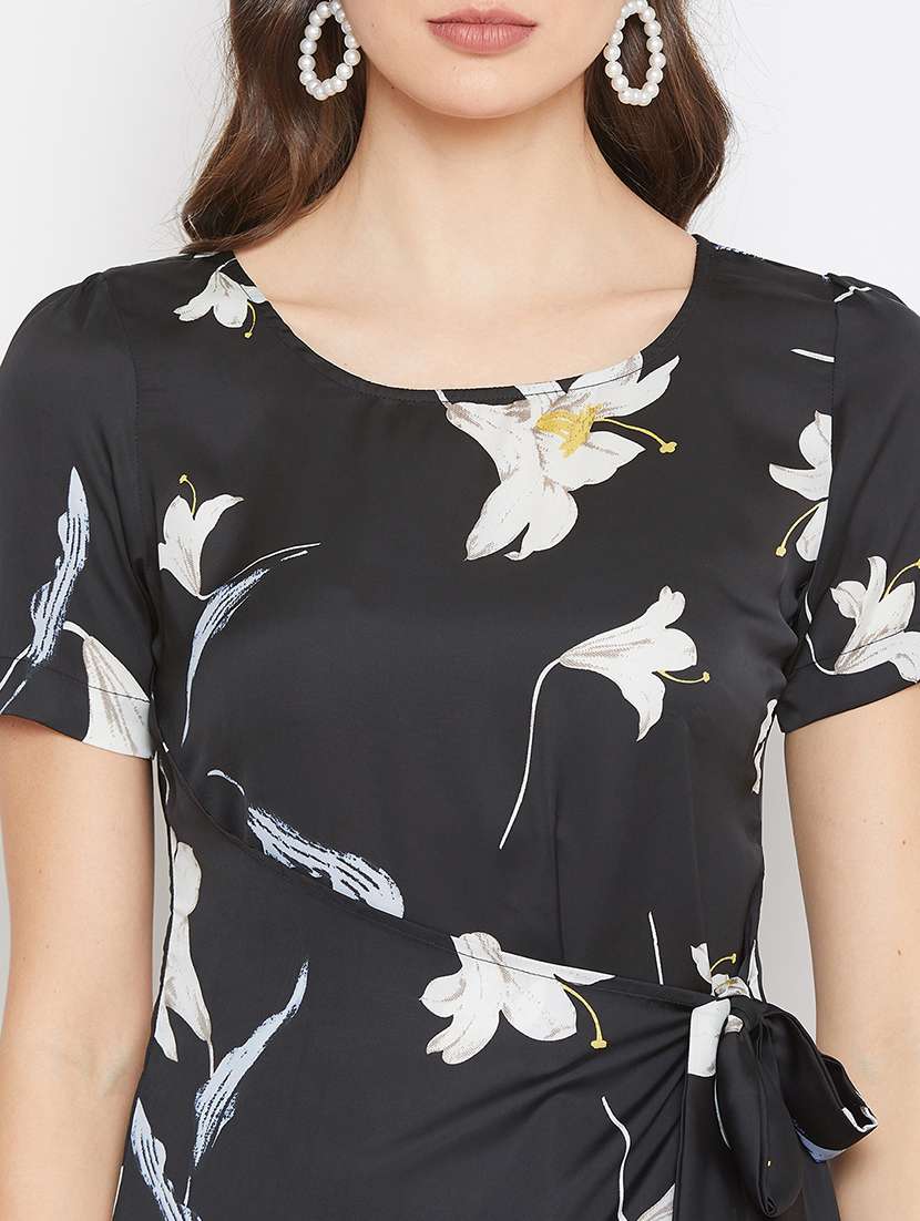 tie front floral wrap dress - 17709281 -  Standard Image - 3