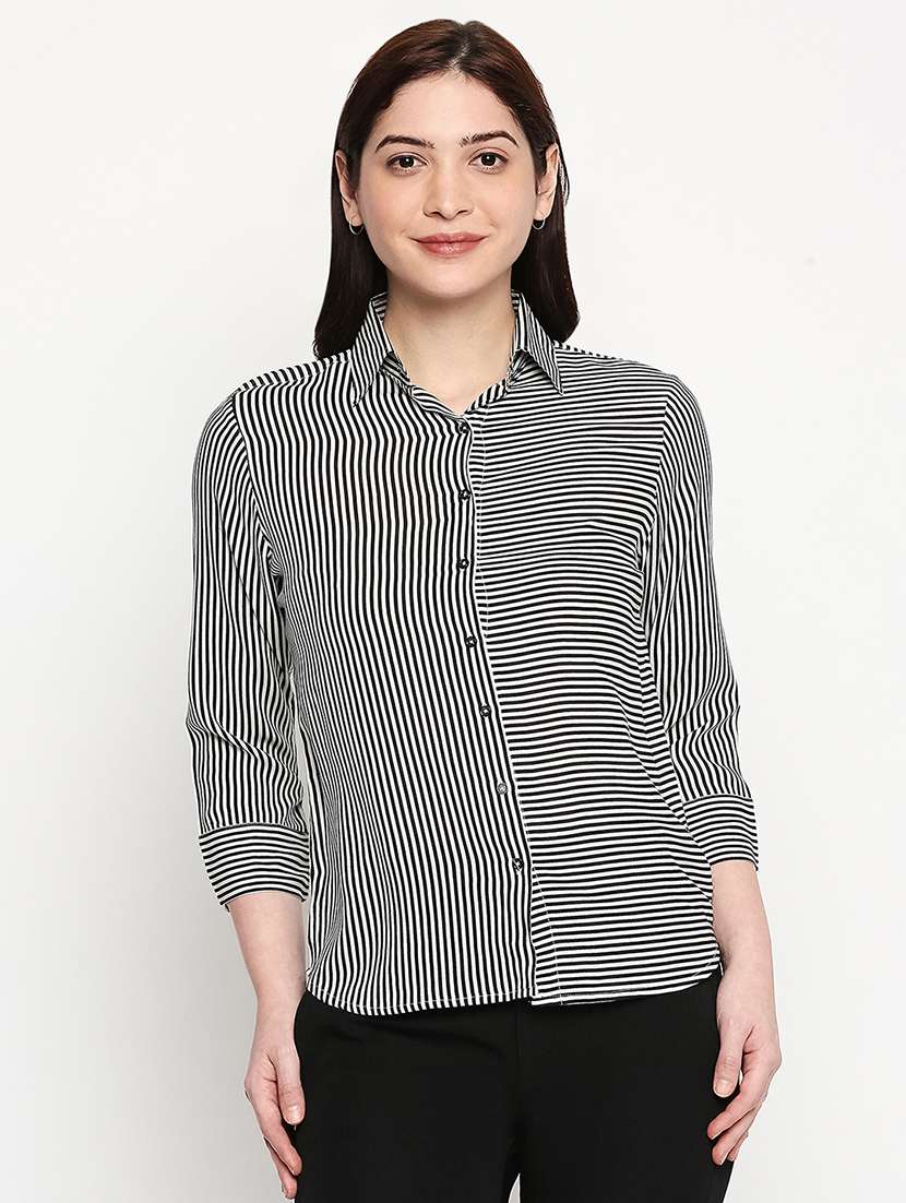 black striped regular shirt - 17709504 -  Zoom Image - 0