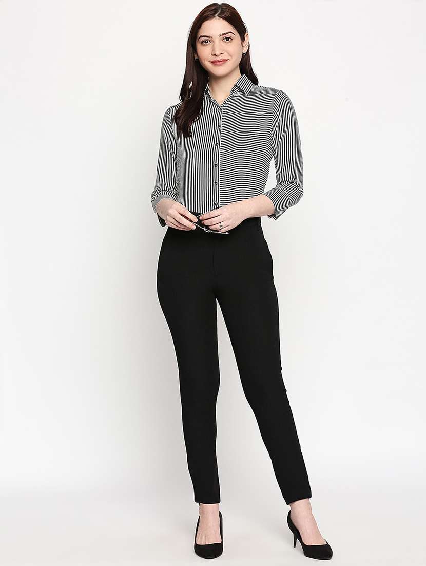 black striped regular shirt - 17709504 -  Standard Image - 3