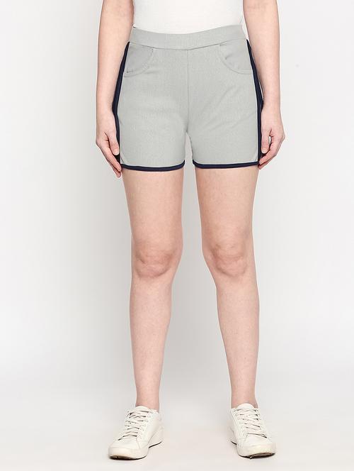mid rise contrast piped short - 17709536 - Standard Image - 0