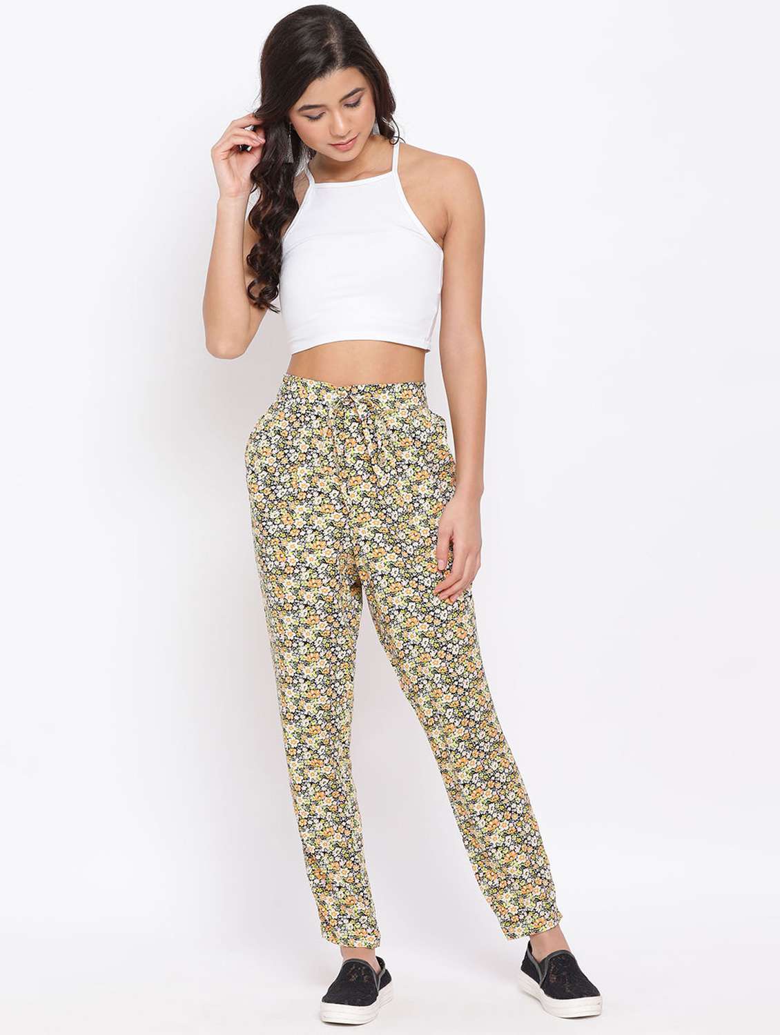 black floral printed flat front trouser - 17715199 -  Standard Image - 3