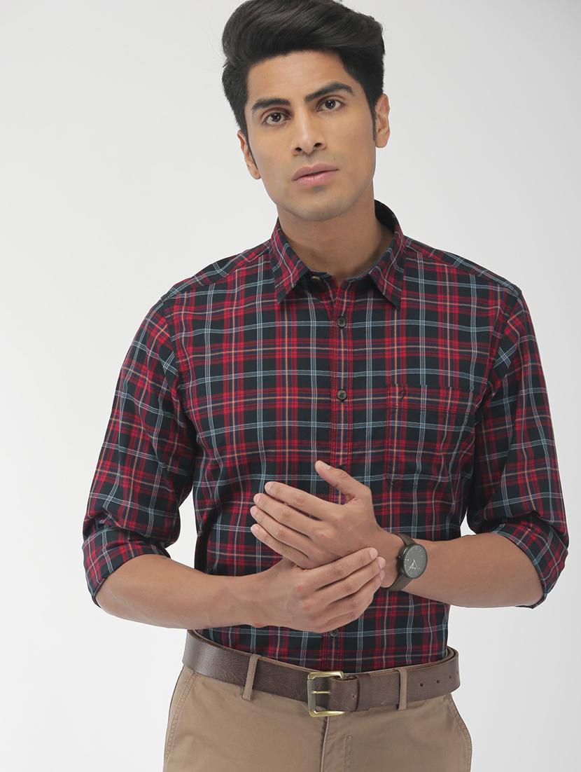 red checkered casual shirt - 17716213 - Zoom Image - 0