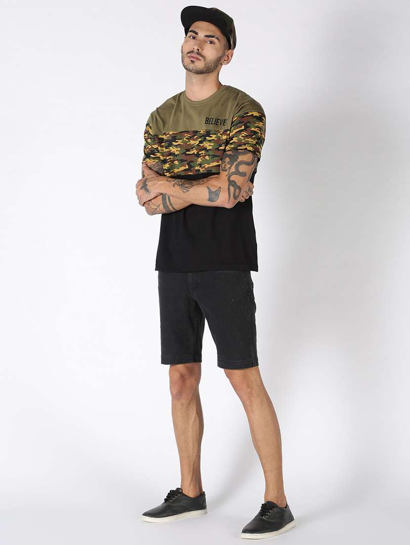 multi colored camouflage t-shirt - 17719350 -  Standard Image - 3