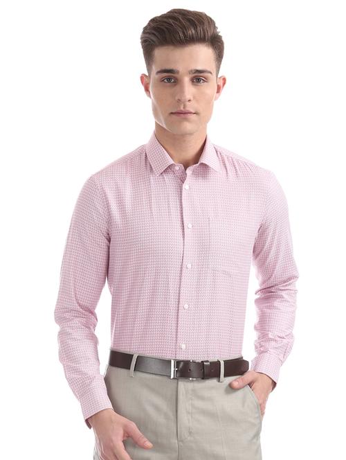 pink checkered formal shirt - 17727580 -  Standard Image - 0
