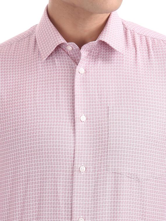 pink checkered formal shirt - 17727580 - Standard Image - 5