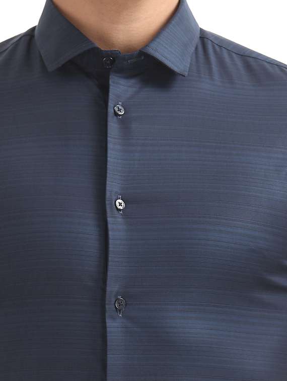 navy blue striped formal shirt - 17727586 - Standard Image - 5