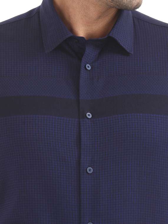 navy blue checkered formal shirt - 17727642 - Standard Image - 5