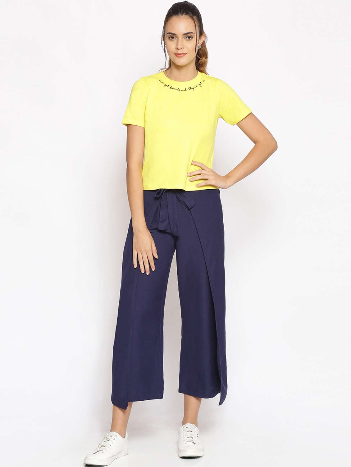 dark blue cotton trousers - 17735896 -  Standard Image - 3