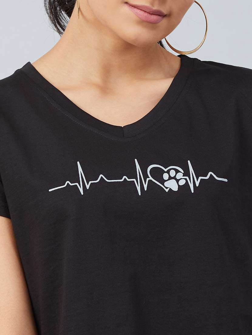 women's chest print v neck t-shirt - 17739980 -  Standard Image - 5