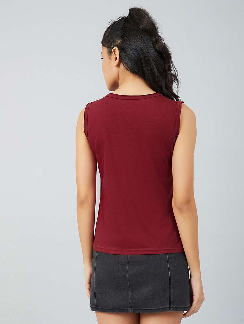 women's chest print round neck t-shirt - 17739999 -  Standard Image - 3