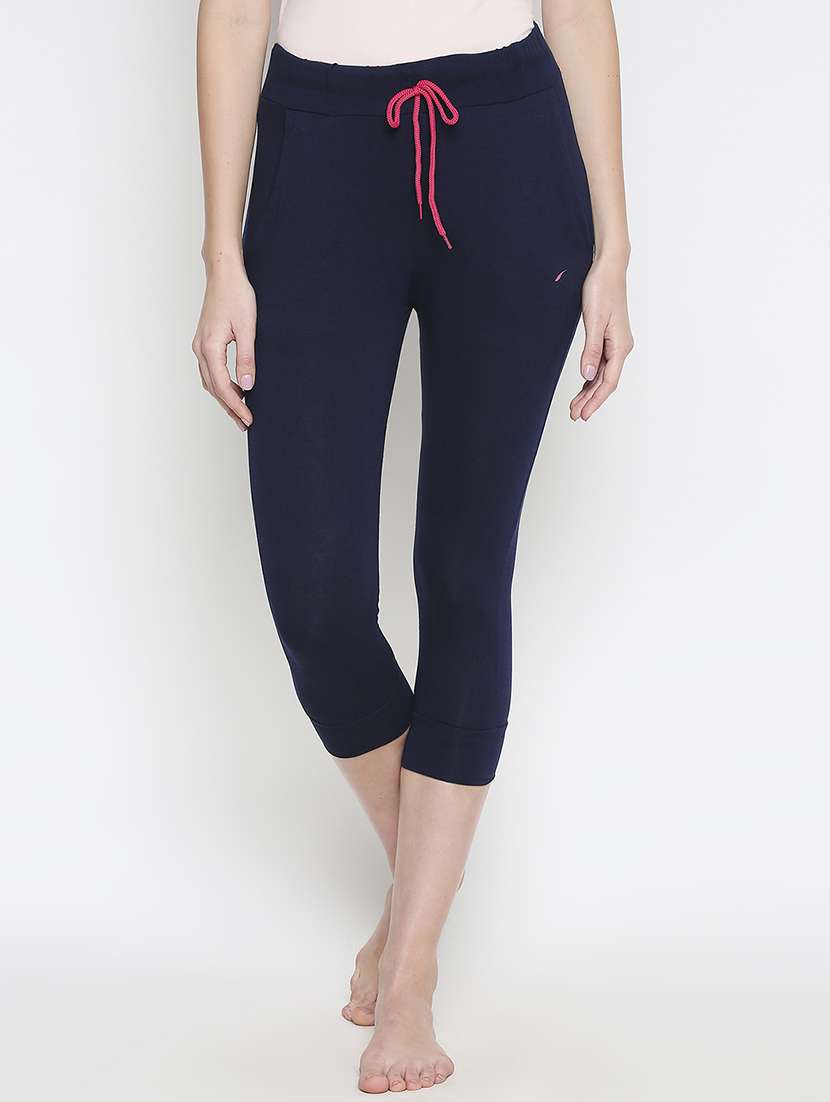 high rise solid capri - 17742671 - Zoom Image - 0