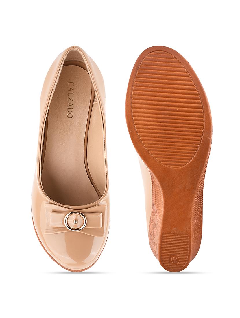 calzado women's casualwear beige color solid pumps heels belliey shoes - 17750970 - Standard Image - 3
