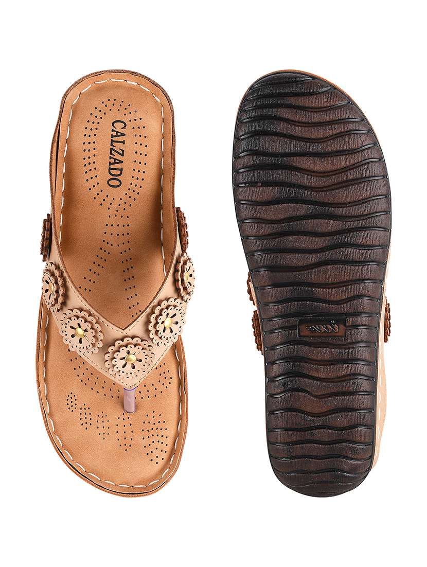 beige toe separator sandal - 17750985 -  Standard Image - 3