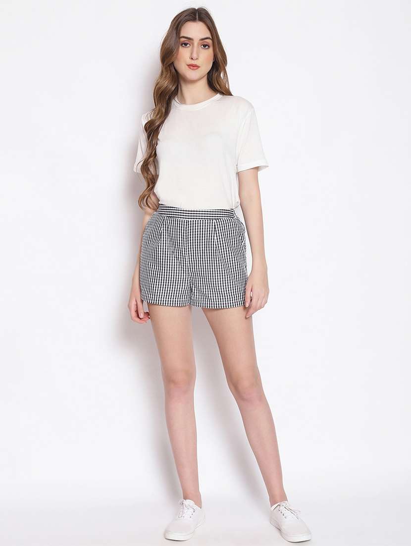 multi colored cotton regular shorts - 17756150 -  Standard Image - 3