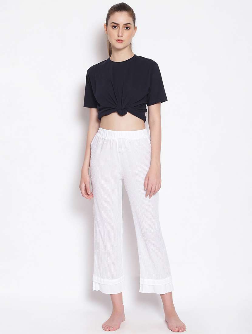 white cotton  pajama - 17756153 -  Standard Image - 3