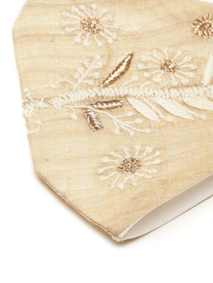 ada hand-embroidered beige chikankari face mask - 17765291 - Standard Image - 3
