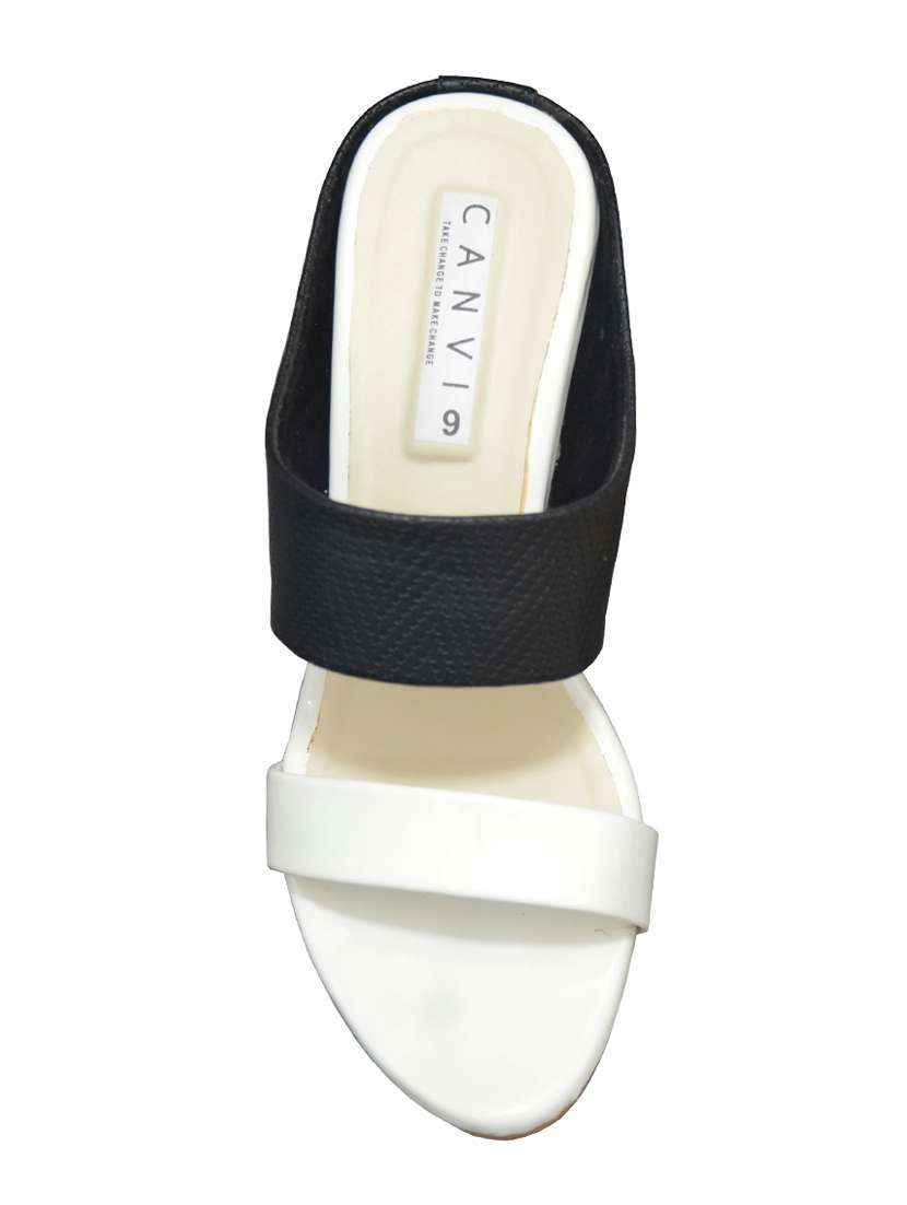 white patent leather one toe sandals - 17774462 -  Standard Image - 3