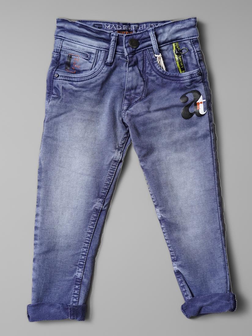 jeans  - 17775743 -  Zoom Image - 0