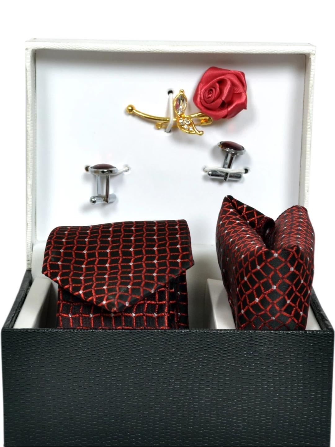 a perfect gift for your love - 17777830 - Zoom Image - 0