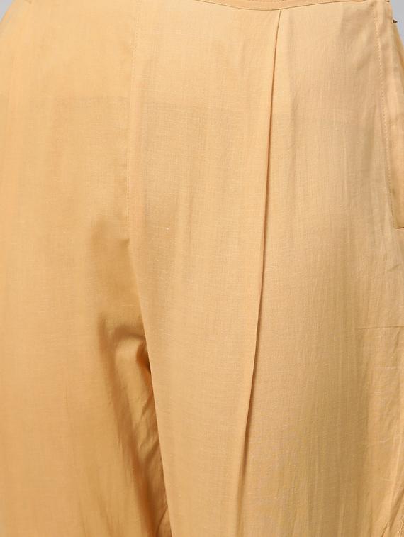 ada hand-embroidered white kurta pant set - 17781940 - Standard Image - 5