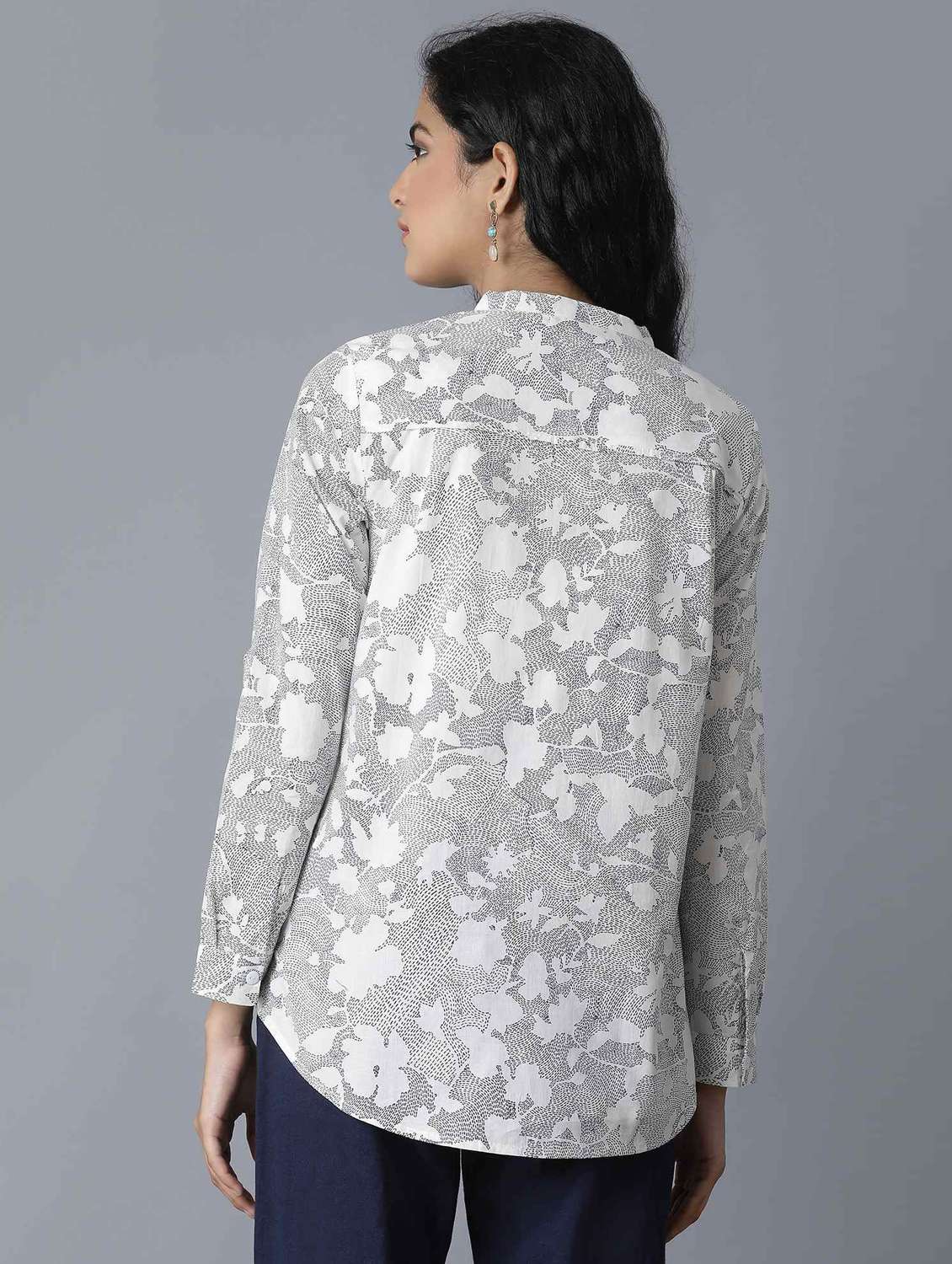 mandarin neck floral shirt  - 17791046 -  Standard Image - 3