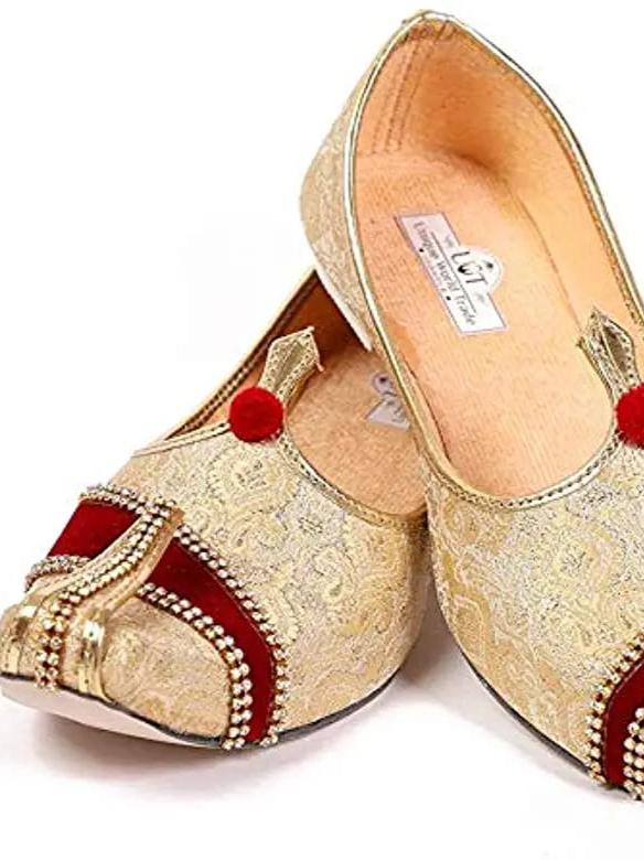 leather shoes - 17793624 - Zoom Image - 0