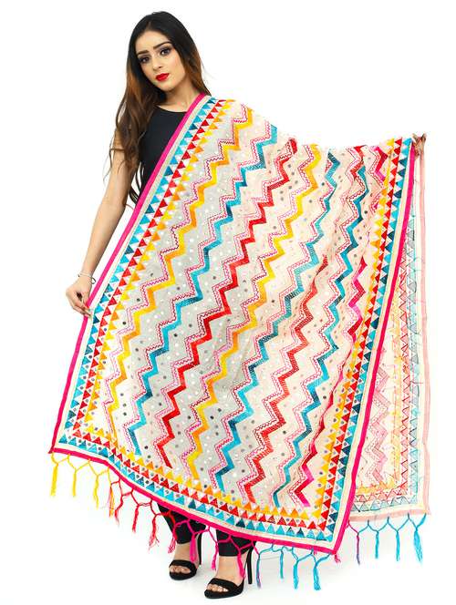 white chanderi dupatta - 17796032 -  Standard Image - 0